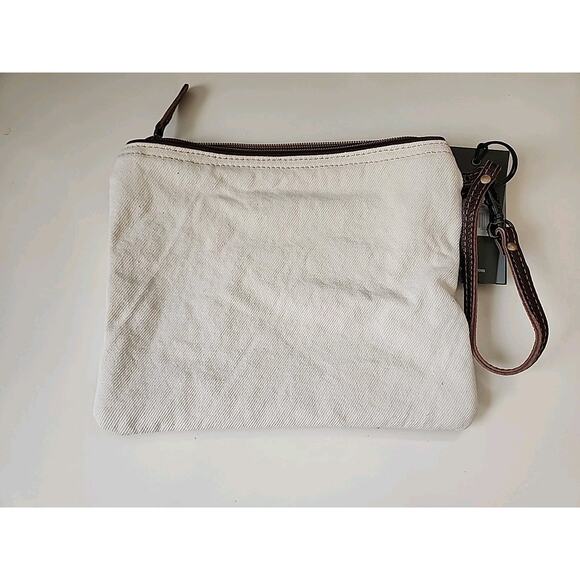 NWT Myra Pouch Bag Creamy Petal With Wristlet Strap - Picture 2 of 4